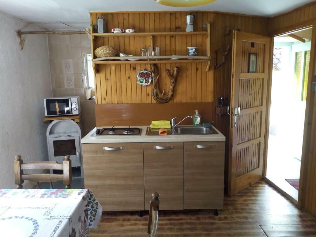 Apartman Dinko Лубенице Экстерьер фото