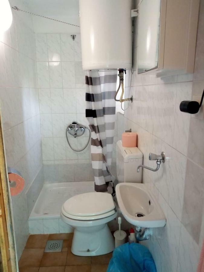 Apartman Dinko Лубенице Экстерьер фото